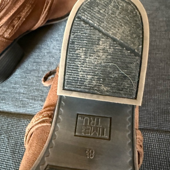 Time and Tru Tan Suede Lace Up Ankle Boots Women’s Size 8.5 Casual Fall - Picture 5 of 5